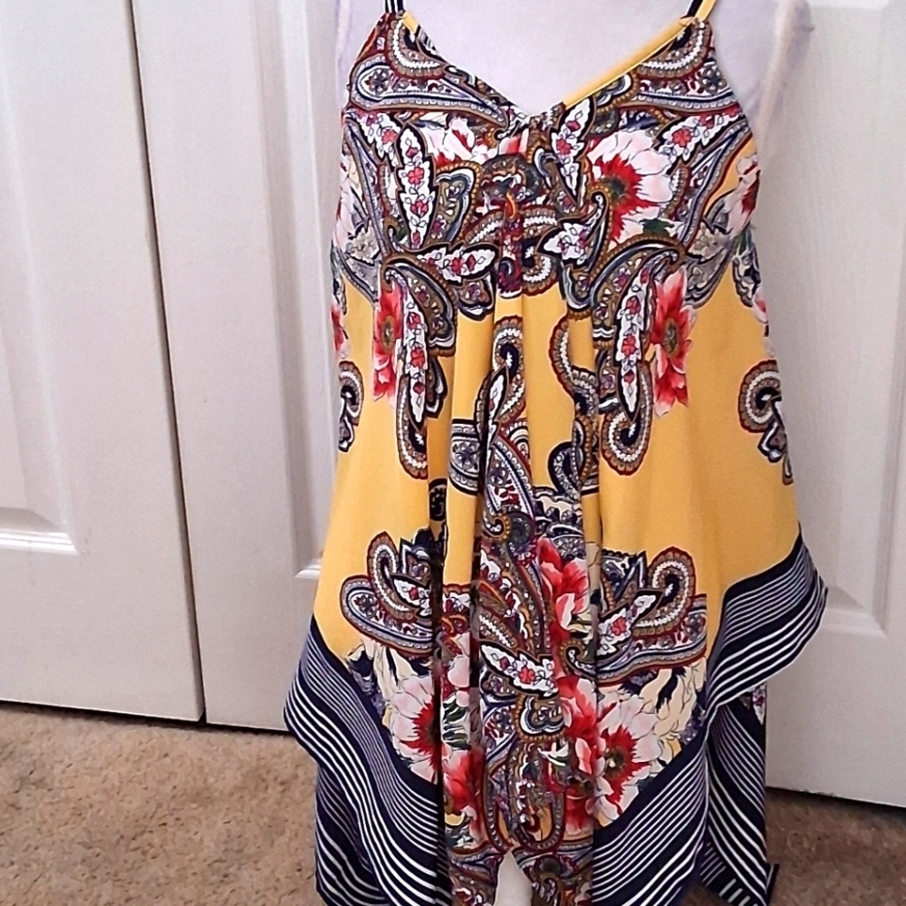 Unique Spectrum Floral & Paisley Print Handkerchief  Tunic  Size M